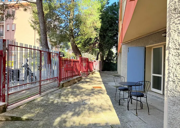 Se214 - Senigallia, Comodo Bilocale Vicino Al Centro Con Corte Esclusiva